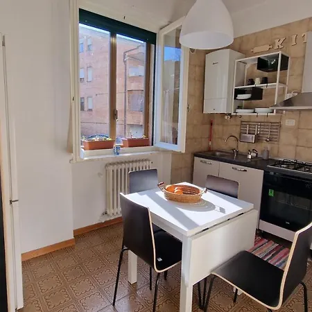 A Casa * Tognazza